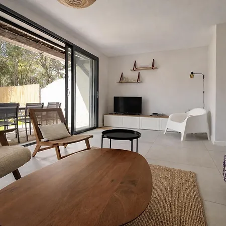 Maison Toute Rénovée - Jardin - Plages à 1km Сasa de vacaciones